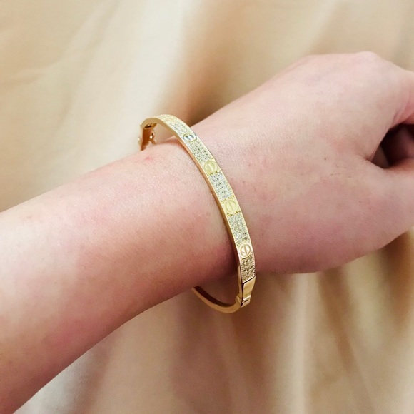 Real 18K Yellow Gold Love Bangle - Picture 1 of 7